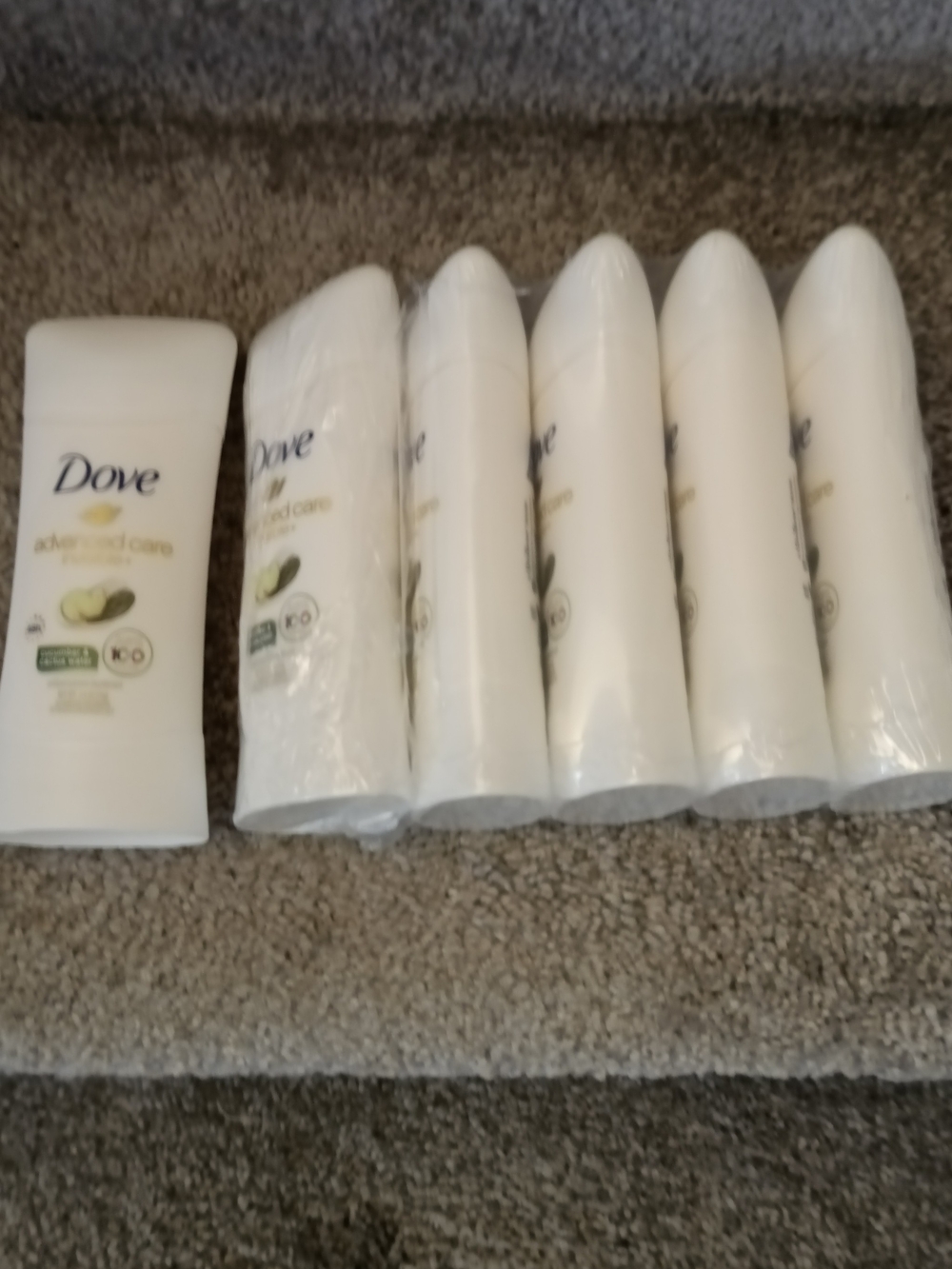 DOVE White Antiperspirant Deodorant - Creamy Care (6 Pack) New
